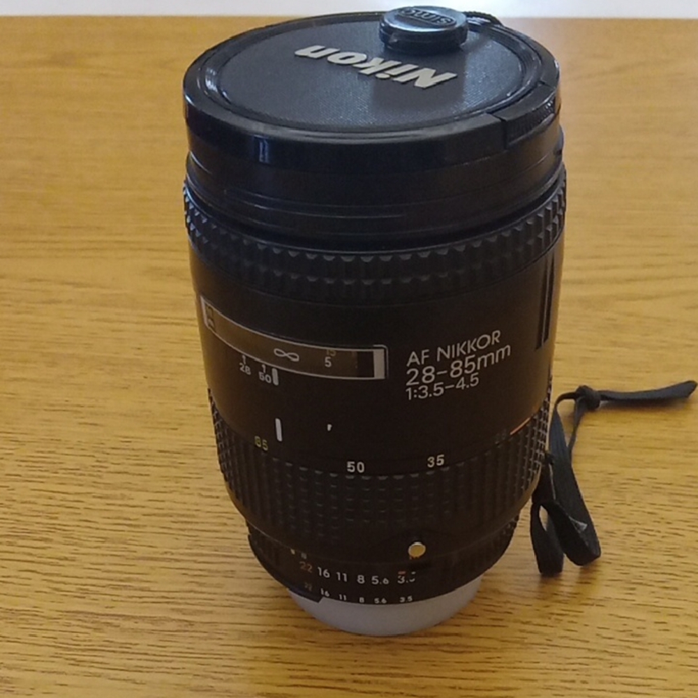 Nikon AF Nikkor 28-85mm Lens - Black
